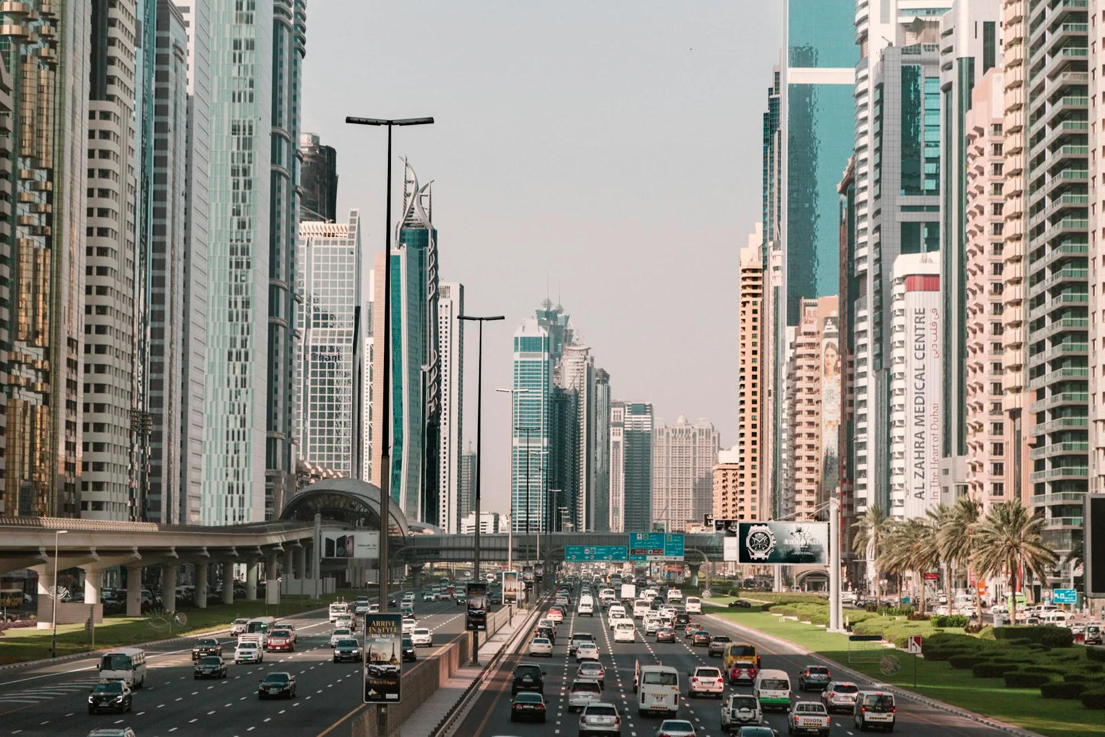 Busy UAE city road with traffic, used to teach traffic rules and signals